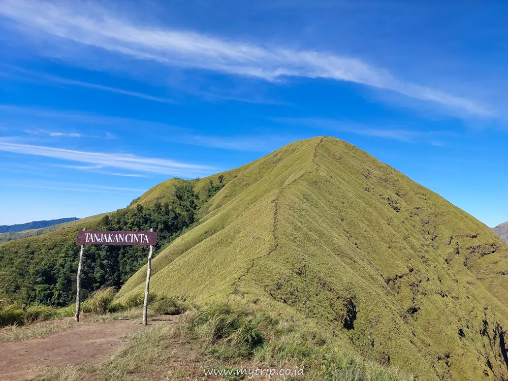 Trekking Anak Dara